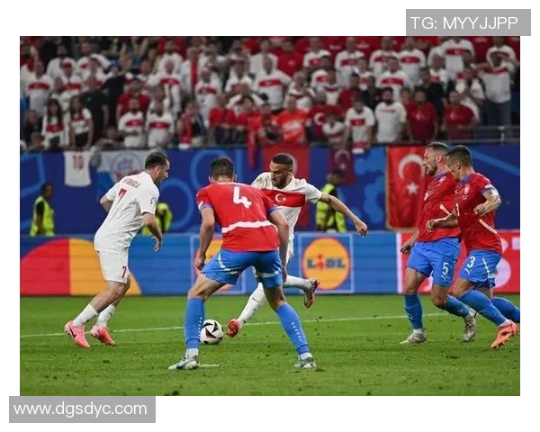 捷克与德国足球对决精彩回顾及比分结果分析